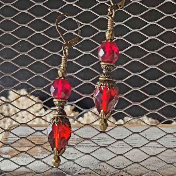 Romantic Victorian Ruby Red Drop Earrings - Picture 10 of 12